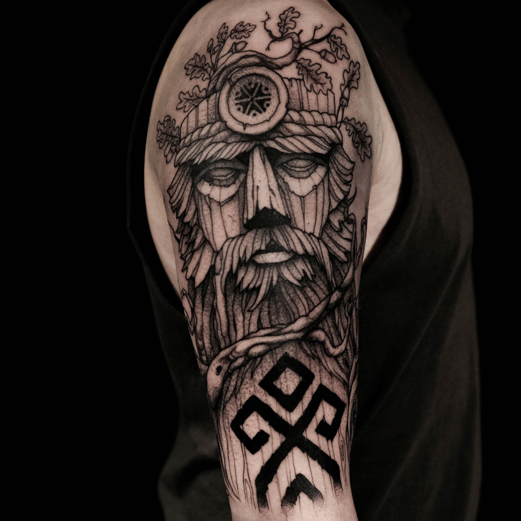 tatuaż nordycki graficzny
